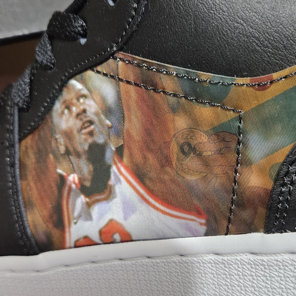 🧨Air Jordan 1 Low GS 'Hologram' Black with Holographic Detail - Picture 8 of 9